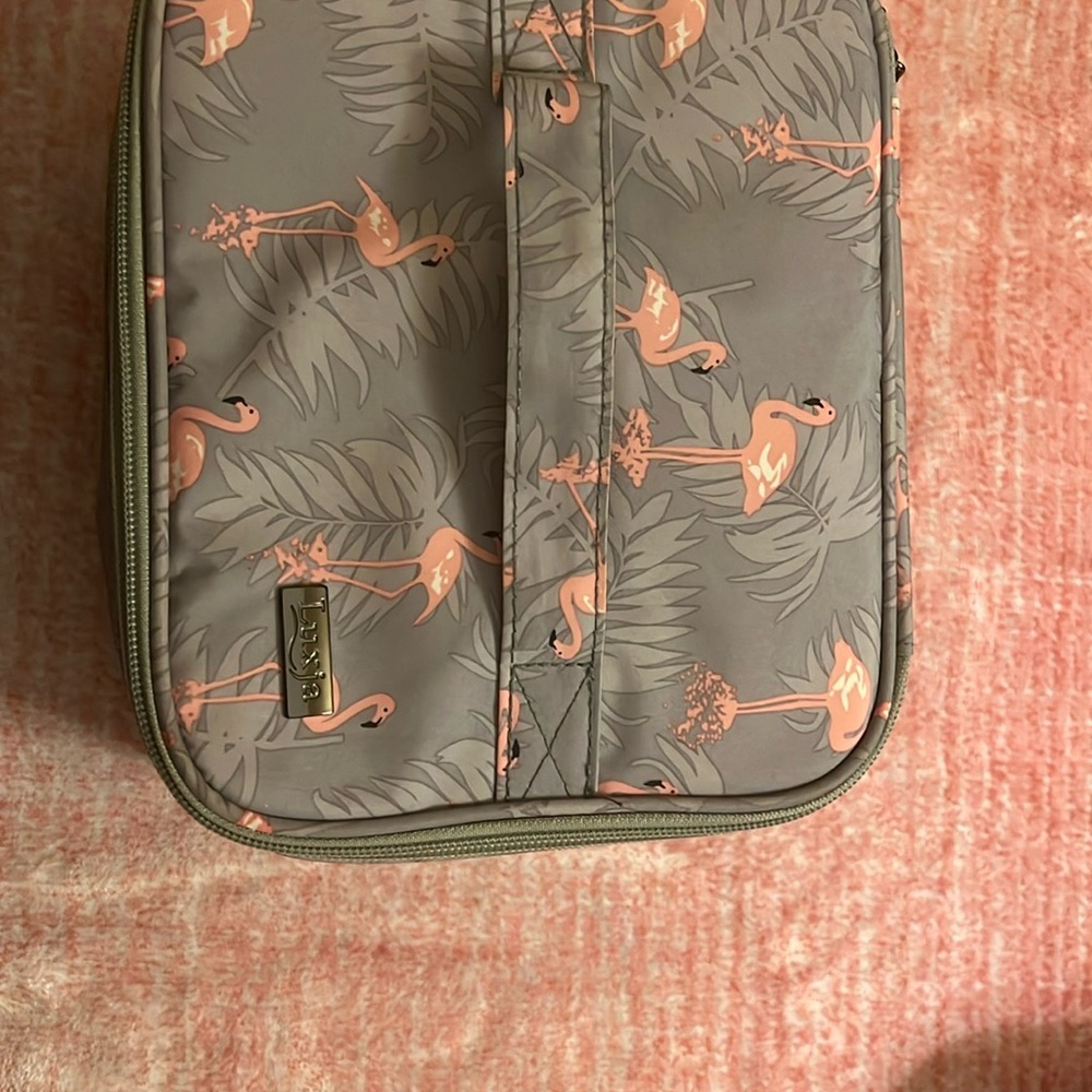 Chic Gray and Pink Travel Bags with Sleek Design